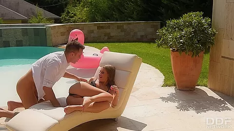 Bikini Cumshot - PornWorld