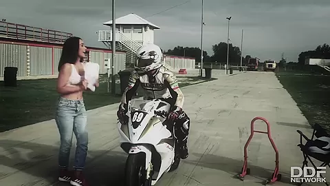 Biker Bangs Fan's Asshole - PornWorld