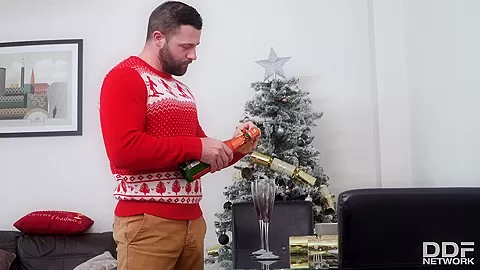 Advent Sunday Titty Fuck - PornWorld
