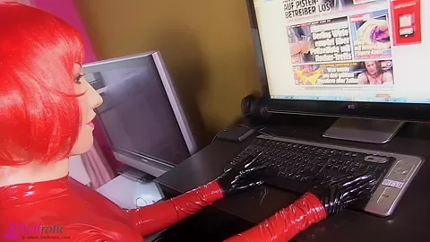 Latex Rubberdoll - Watch4Fetish