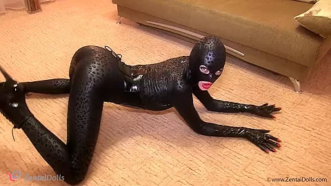 Flexible Fun In The Hotel - Watch4Fetish