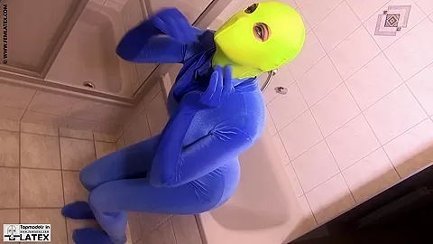 Wet Fetish Fun - Watch4Fetish