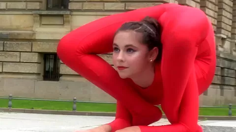 Flexible Statue In Front Of The Court - Watch4Fetish