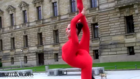 Flexible Statue In Front Of The Court - Watch4Fetish