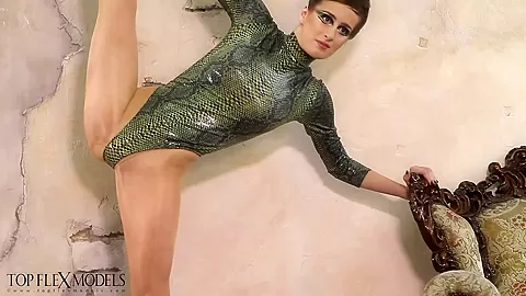 Flexible Beauty Ketrin - Watch4Fetish