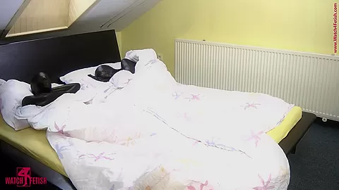 Lesbian Zentai Love - Watch4Fetish