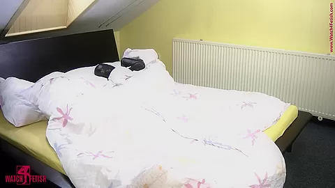 Lesbian Zentai Love - Watch4Fetish