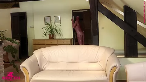 Zentai Strip Of Anna - Watch4Fetish