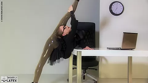 Secretary In Latex - Watch4Fetish