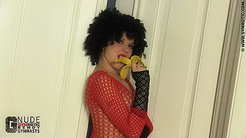 Flexible Anna In Nylon Catsuit - Watch4Fetish
