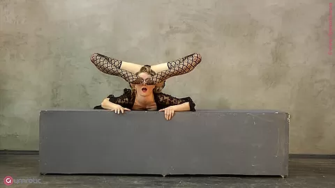 Extreme Contortions - Watch4Fetish