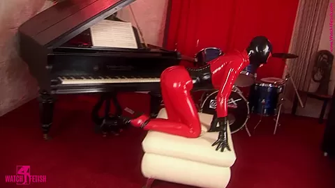 Piano Lessons In Latex - Watch4Fetish
