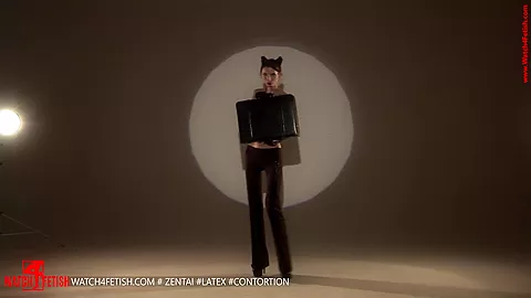 Sexy Nude Shots In The Studio - Watch4Fetish