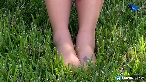 Legs-A-Poppin'