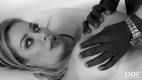 Luxury Milf Bangs her Doctor - PornWorld