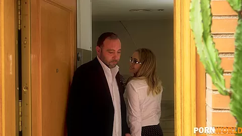 Hands-On Sex Toy Agent - PornWorld