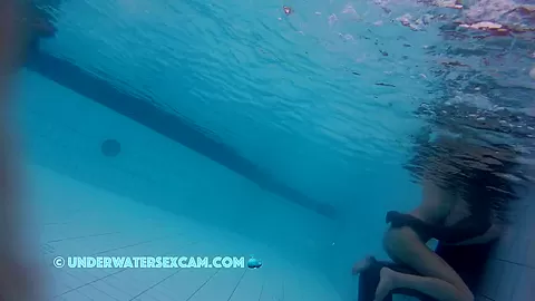 Mr Giant Cock Looking For A Big Hole