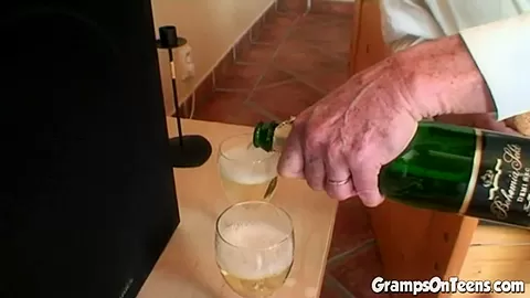 Sweet teen 18+ Blowjob Old Gramps and Fucking