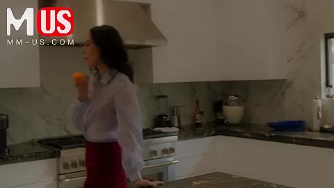Hot Real Estate Agent Is Super Horny For Client