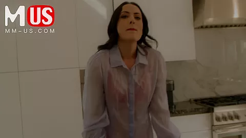 Hot Real Estate Agent Is Super Horny For Client