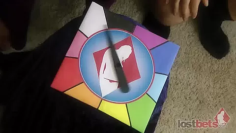 Strip Spinner with Ten Girls