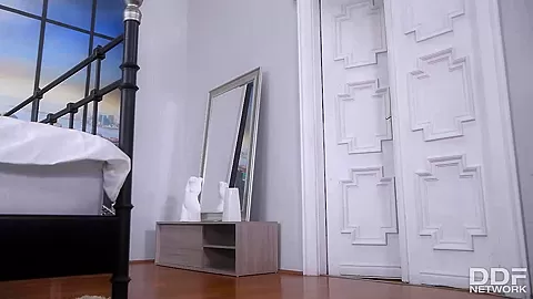 Sporty Babe's Cum Appetite - PornWorld