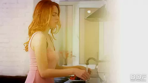 Popping Candy's Cherry - PornWorld