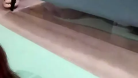 Chinese Cutie Masturbating