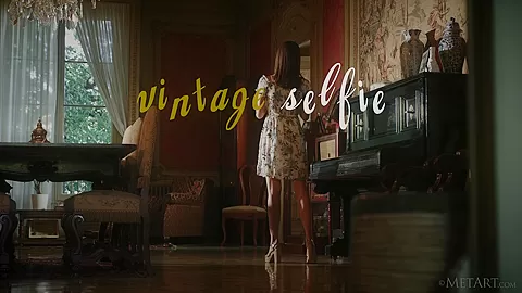 Vintage Selfie - Analise - Met-Art