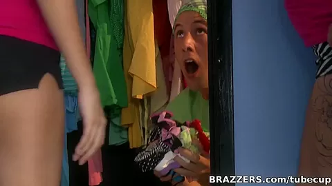 CFNM: Spying on the Sorority