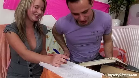 teen 18+ hoe Lisa gets pussy fucked and jizzed