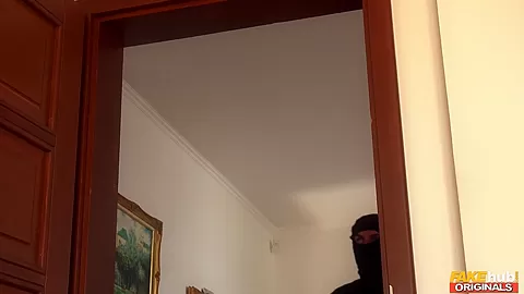 Buggered Burglary - FakehubOriginals