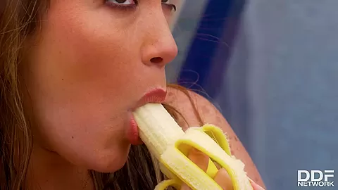 Wet & Hungry For Cum - PornWorld