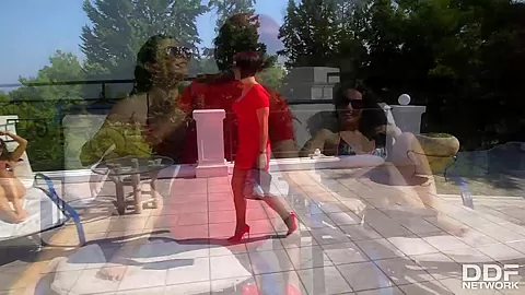 Three Way Pussy Play - PornWorld