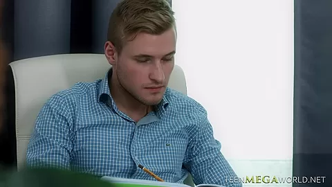 Nerds Love to Fuck Too