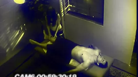 Masseuse slut fucks her client