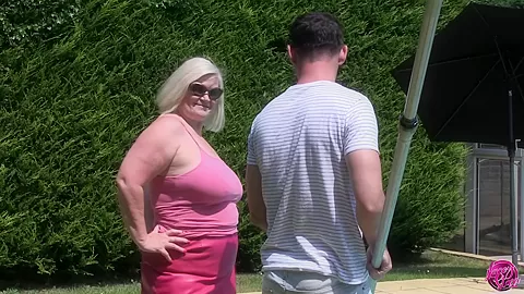 LACEYSTARR - The Poolboy Hard at Work