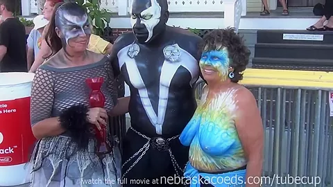 hot milf exhibitionists on the streets of key west