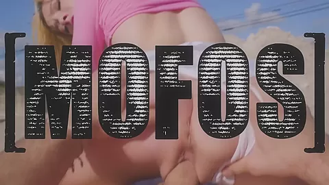 MOFOS - Dont Break Me - Kelsey Kage - Gym Bag Bang