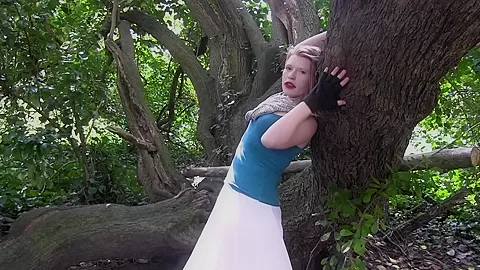 She Climbs On Tree And Fingers Her Pussy - NaughtyGirls