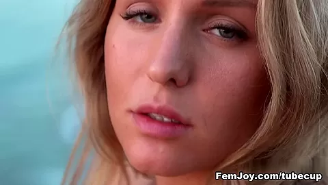 WHITNEY C. - Sunset Dream