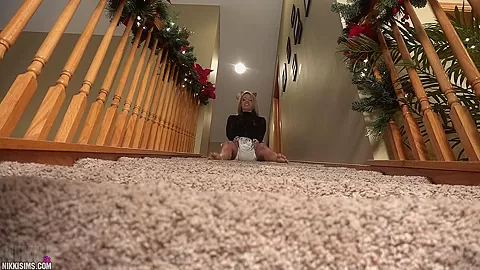 Nikki Bumps