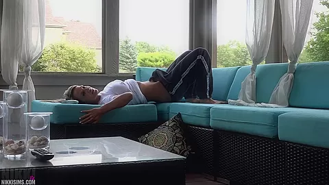 Nikki Horny TV Video