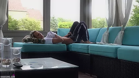 Nikki Horny TV Video