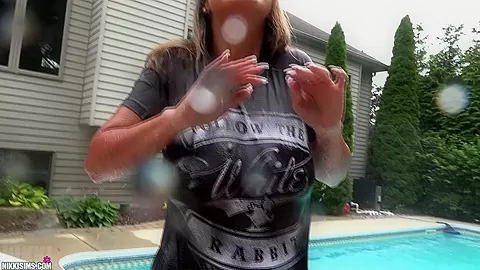 Nikki Pool Cleaner Video