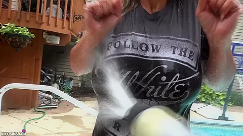 Nikki Pool Cleaner Video