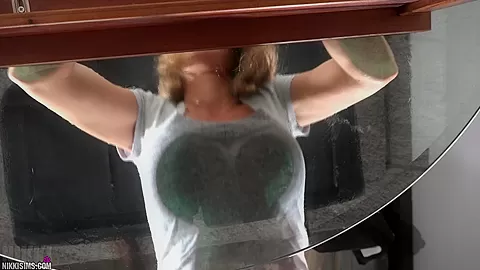 Nikki Glass Oil