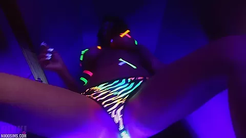 Nikki Raver Video