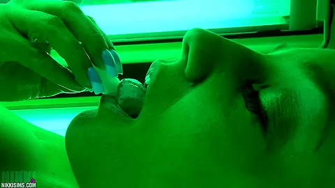 Nikki Tanning Ice Video