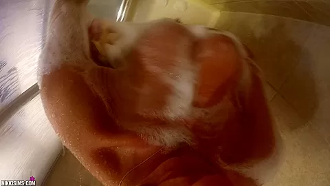 Nikki Shower POV